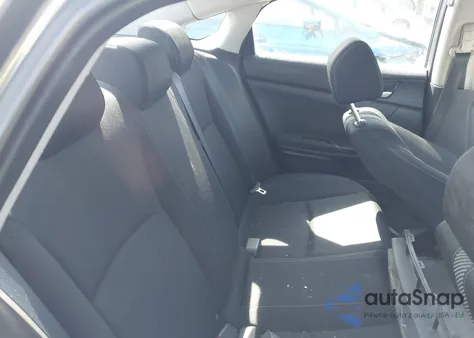 2018 Honda Civic Lx z USA, uszkodzony, nr VIN 2HGFC2F53JH607153